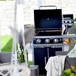 Prázdninový dům Apartamenty Na Dworskiej - Blisko Energylandia, Zator, Zatorland *
