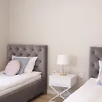 Apartamenty Na Dworskiej - Blisko Energylandia, Zator, Zatorland Prázdninový dům