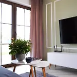 Prázdninový dům Apartamenty Na Dworskiej - Blisko Energylandia, Zator, Zatorland *